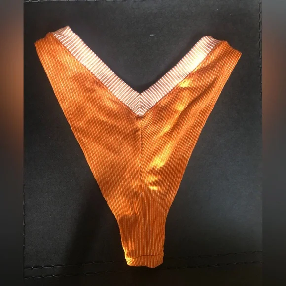 OneOne Swim Bikini - Picture 5 of 6